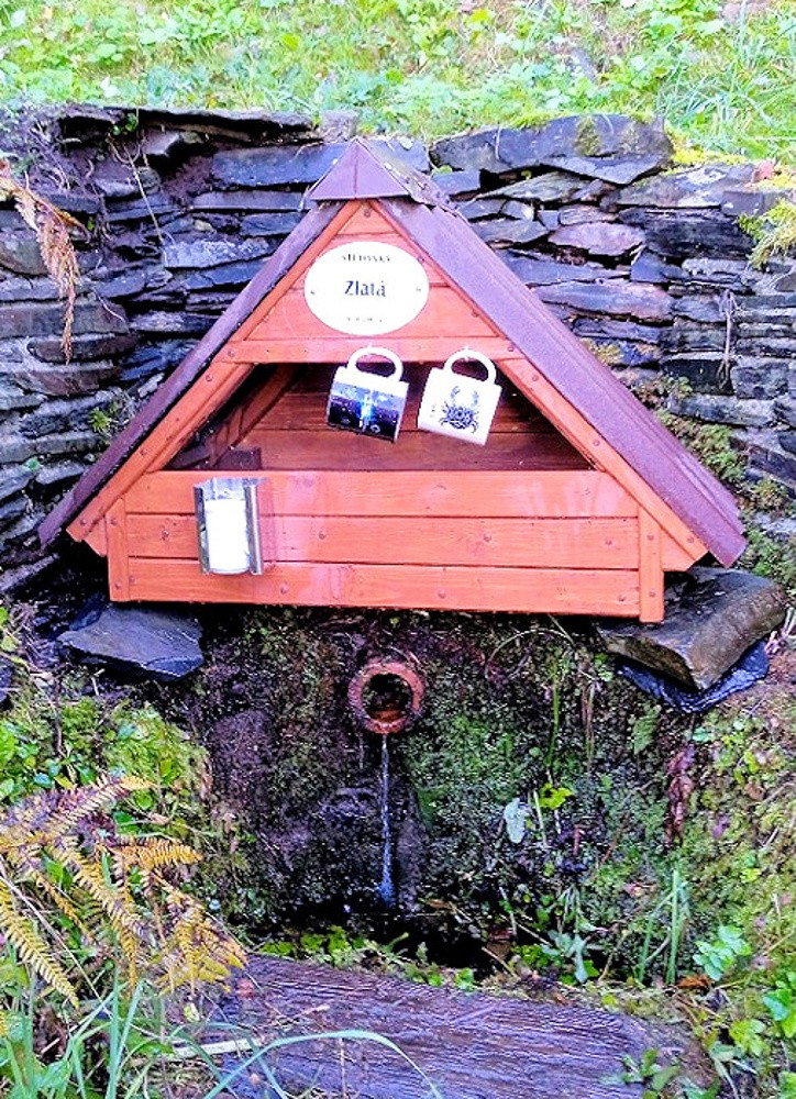 studánka Zlatá (15570)