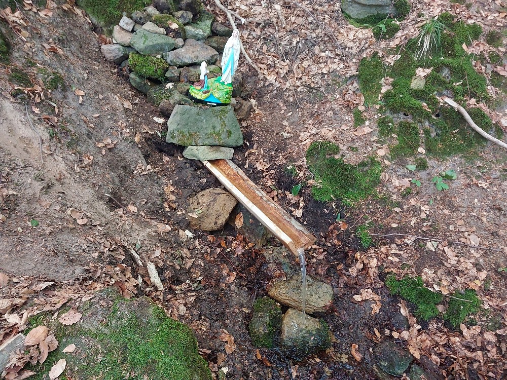 studánka Helenka (15783) - červenec 2026